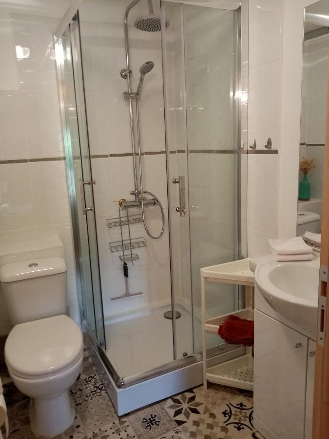 Chambre D'Hotes Acces Separe Et Possibilite Table D'Hotes Sur Reservation Lägenhet Ver  Exteriör bild
